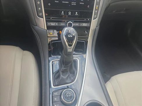 Used 2017 INFINITI Q60 2.0t w/ Premium Plus Package 2.0T image 12