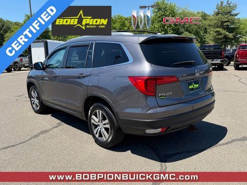Used 2017 Honda Pilot EX image 4