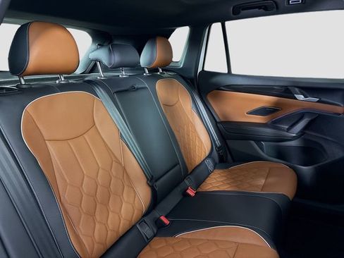 New 2026 Volkswagen Tiguan SEL R-Line image 29