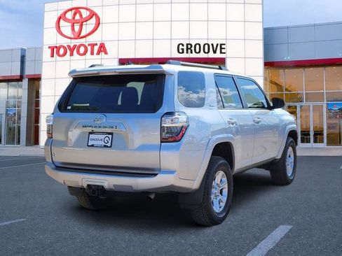 Used 2023 Toyota 4Runner SR5 AWD/4WD image 6