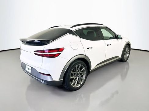 Used 2023 Genesis GV60 Advanced AWD/4WD image 5