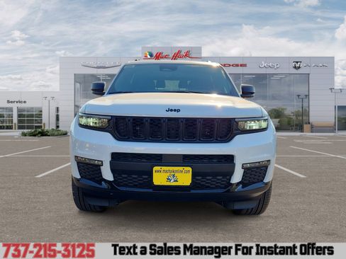 New 2025 Jeep Grand Cherokee L Limited w/ Black Appearance Package AWD/4WD image 8