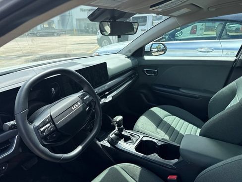 Used 2025 Kia K4 EX FWD image 15