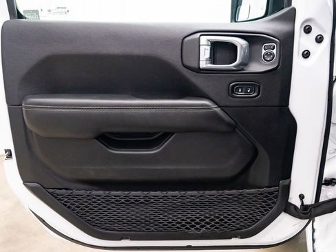 Used 2023 Jeep Wrangler Sahara 4xe image 20