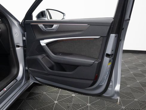 Used 2021 Audi S6 Prestige image 24