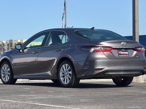 Used 2024 Toyota Camry LE FWD image 7