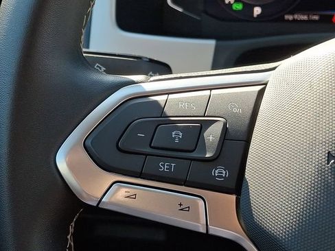 Used 2022 Volkswagen Atlas SE FWD image 17