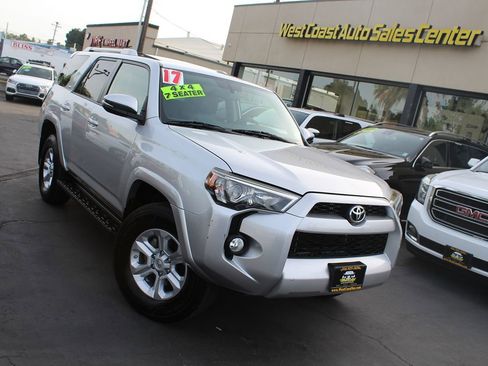 Used 2017 Toyota 4Runner SR5 Premium image 40