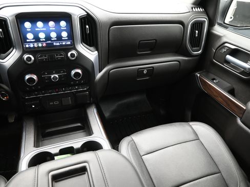 Used 2021 GMC Sierra 1500 SLT image 37