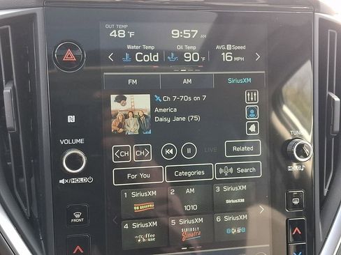 Used 2025 Subaru Crosstrek 2.0i Premium image 17