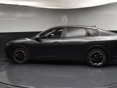 Certified 2025 Kia K4 EX FWD image 5