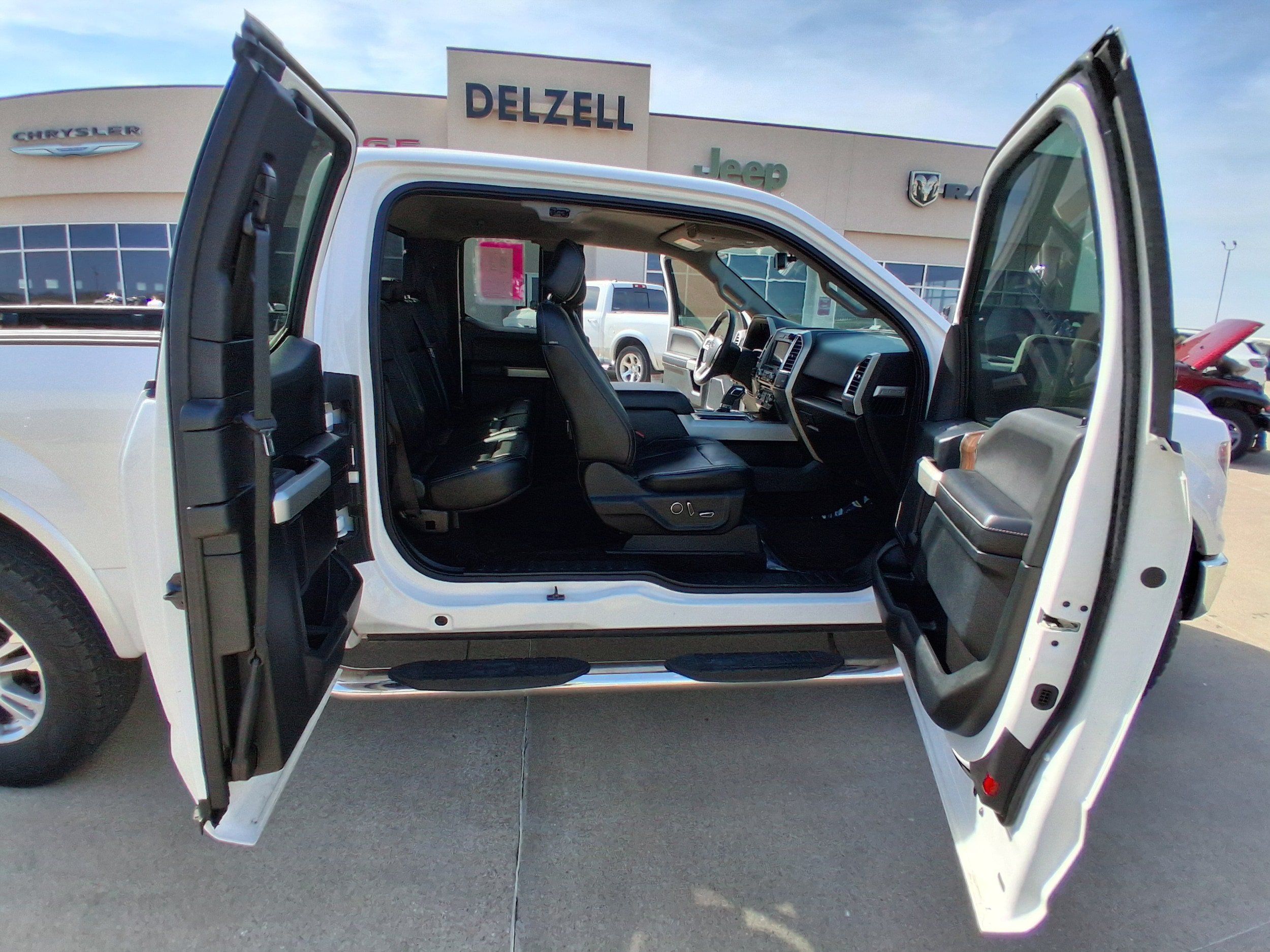 Used 2016 Ford F150 Lariat w/ Equipment Group 501A Mid AWD/4WD image 15