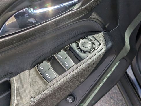 Used 2024 Chevrolet Equinox RS image 11