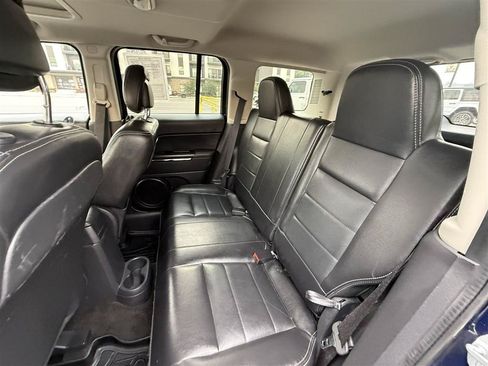Used 2014 Jeep Patriot Limited w/ Sun/Sound Group AWD/4WD image 15