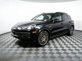Certified 2023 Porsche Cayenne Platinum Edition AWD/4WD video 1