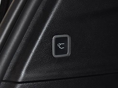 New 2026 Chrysler Pacifica Select image 37