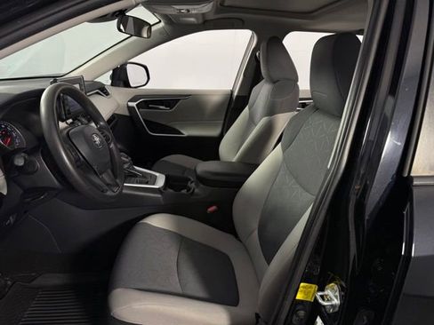 Used 2019 Toyota RAV4 XLE w/ Convenience Package AWD/4WD image 15