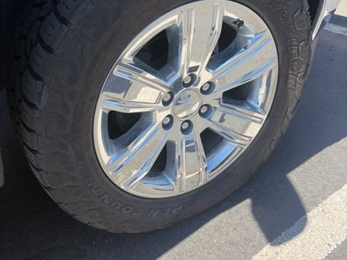 Used 2018 GMC Sierra 1500 SLT AWD/4WD image 31