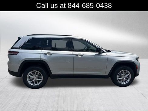 New 2026 Jeep Grand Cherokee Laredo X RWD image 4