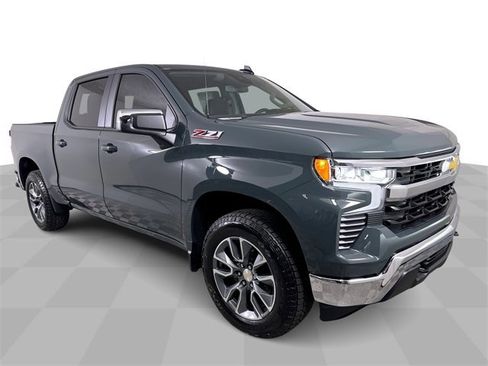 New 2026 Chevrolet Silverado 1500 LT image 2