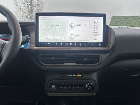 Certified 2025 Ford Bronco Sport Outer Banks w/ Outer Banks Tech Package+ image 27