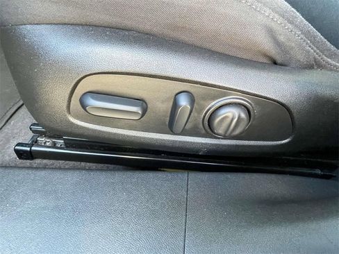 Used 2024 Chevrolet Malibu LT image 17