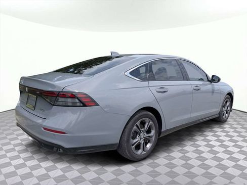 Used 2025 Honda Accord EX-L image 3