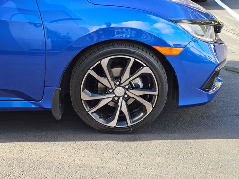 Used 2021 Honda Civic Sport image 9