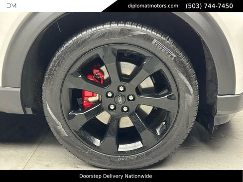 Used 2024 Ford Explorer ST w/ Equipment Group 401A image 43