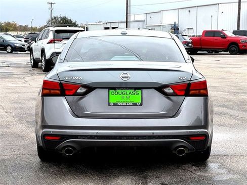 Used 2019 Nissan Altima 2.5 SV image 7