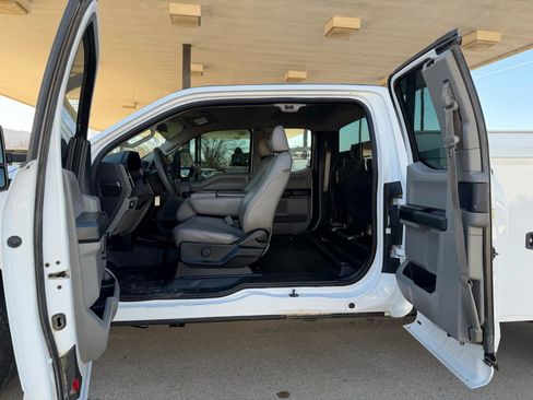 Used 2017 Ford F250 XL w/ XL Value Package image 45