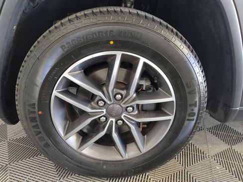 Used 2019 Jeep Grand Cherokee Limited AWD/4WD image 31