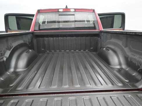 Used 2022 RAM 1500 Limited w/ Body Color Bumper Group image 17