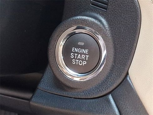 Used 2024 Subaru Outback Limited image 26