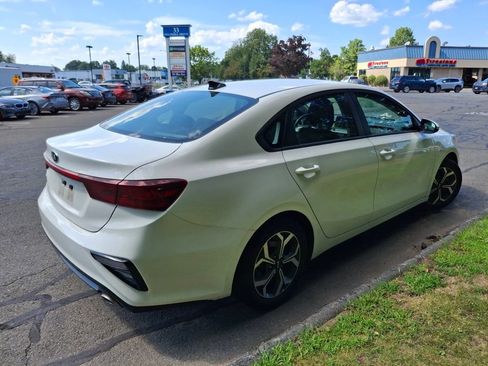 Used 2020 Kia Forte LXS FWD image 5