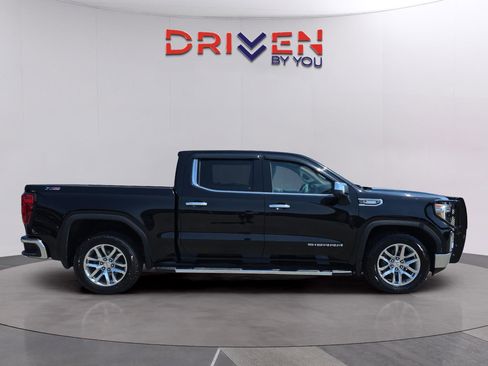 Used 2021 GMC Sierra 1500 SLT w/ SLT Premium Plus Package image 4