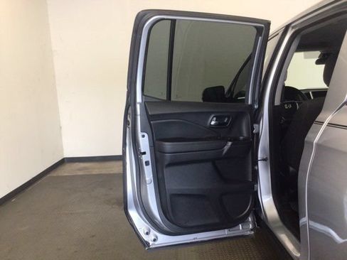 Used 2020 Honda Ridgeline Sport image 10