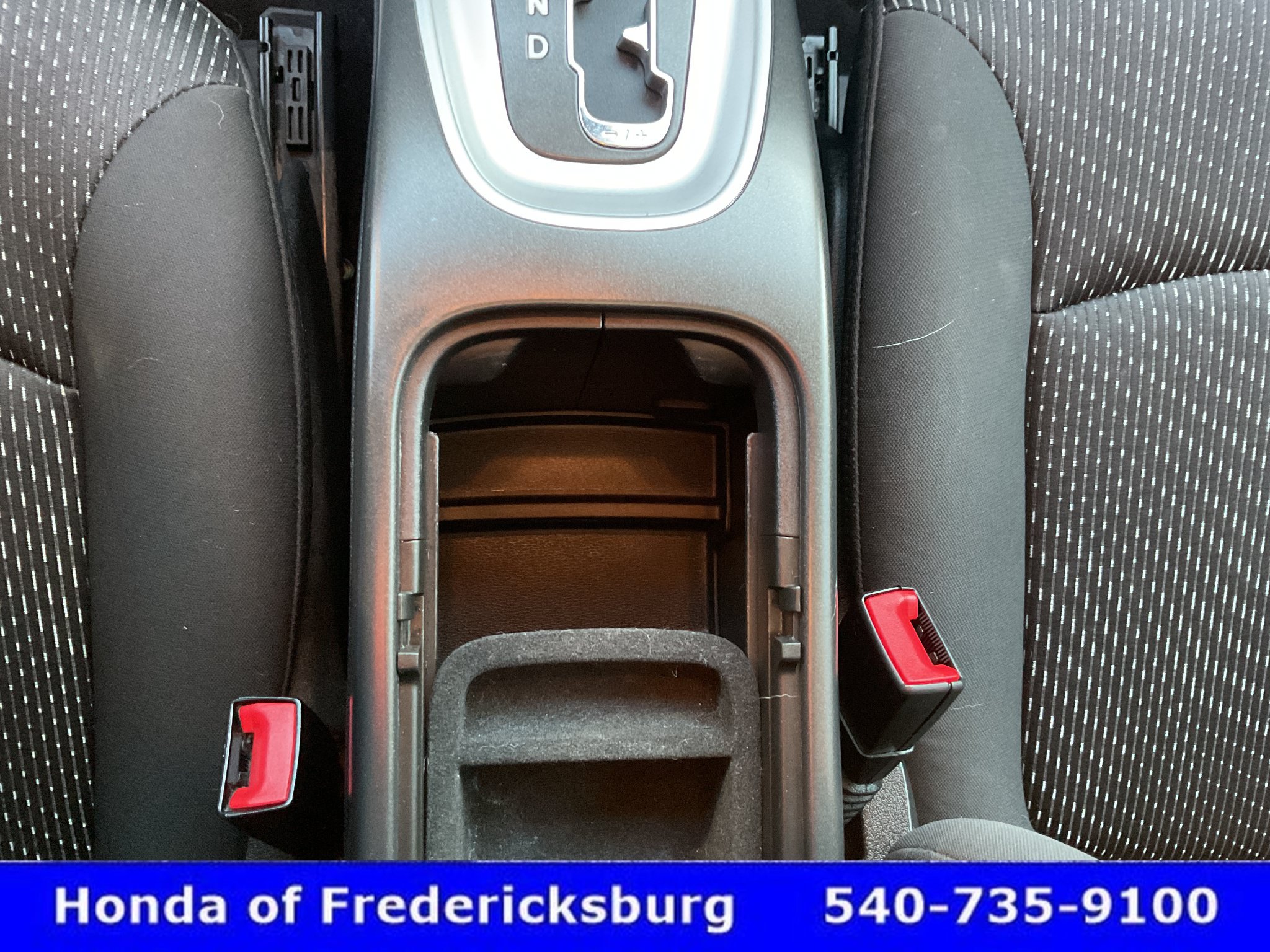 Used 2018 Dodge Journey SE FWD image 35