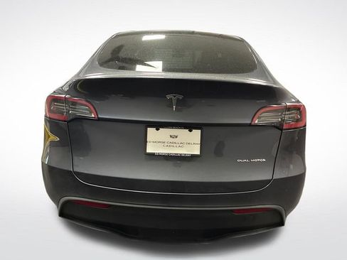 Used 2023 Tesla Model Y Long Range AWD/4WD image 4
