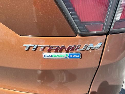 Used 2017 Ford Escape Titanium AWD/4WD image 25