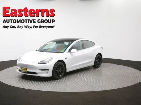 Used 2019 Tesla Model 3 Standard Range RWD image 48