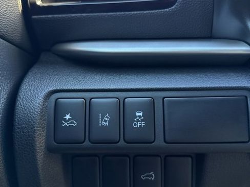 Used 2024 Mitsubishi Eclipse Cross SE image 28