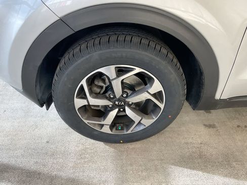 Used 2020 Kia Sportage LX w/ LX Popular Package image 10