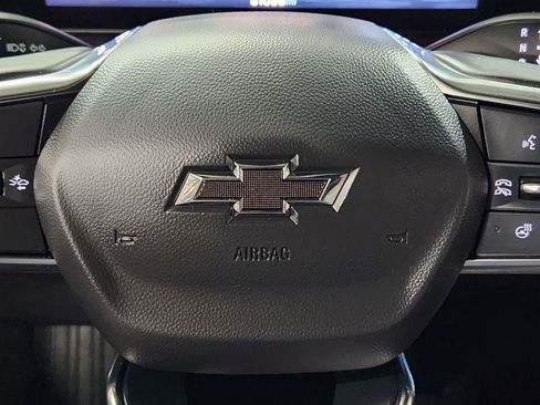 Used 2024 Chevrolet Traverse Z71 AWD/4WD image 46