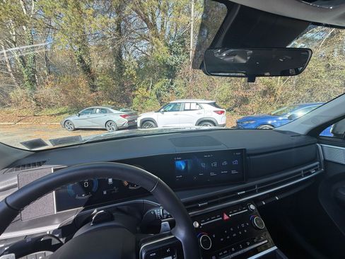 Used 2025 Hyundai Santa Fe SEL image 33