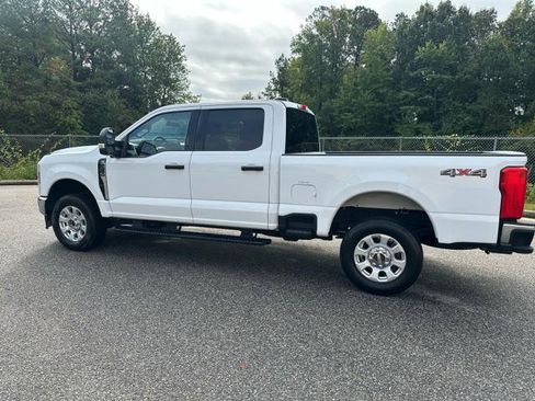 Used 2024 Ford F250 XLT image 7