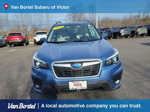 Used 2021 Subaru Forester Premium image 8