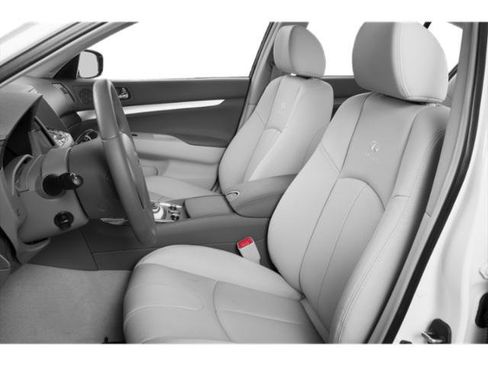 Used 2015 INFINITI Q40 w/ Moonroof Package RWD image 11