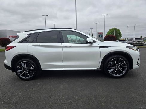 Used 2023 INFINITI QX50 Sport AWD/4WD image 6