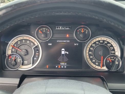 Used 2015 RAM 2500 Laramie w/ Cold Weather Group image 22